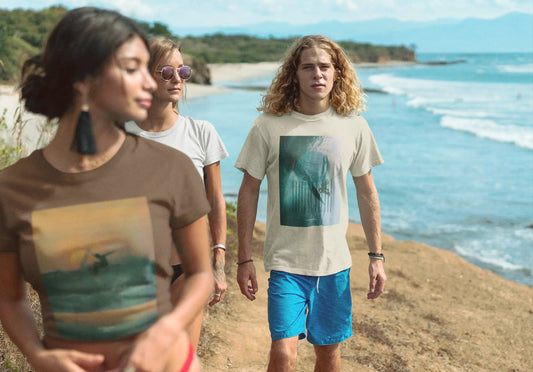 t-shirt Achille & Jo – design minimaliste inspiré d’une scène de surf 